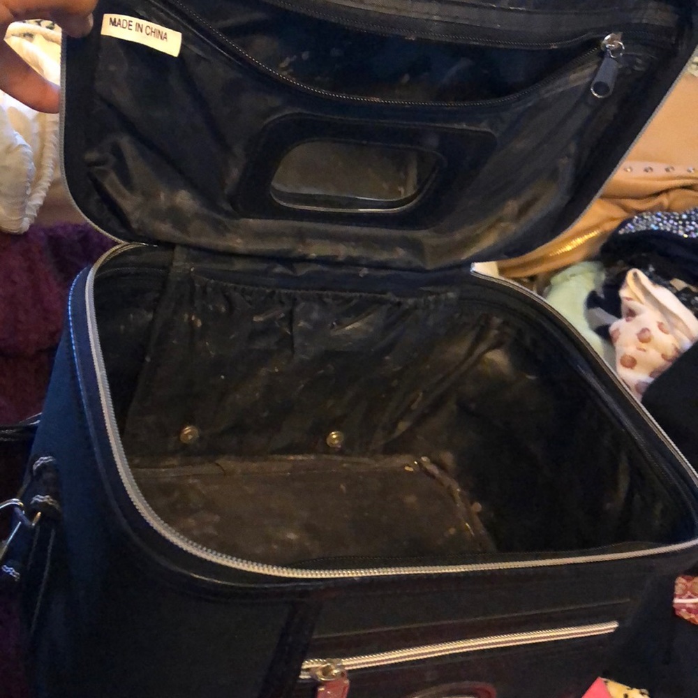 Makeup Box - image 2